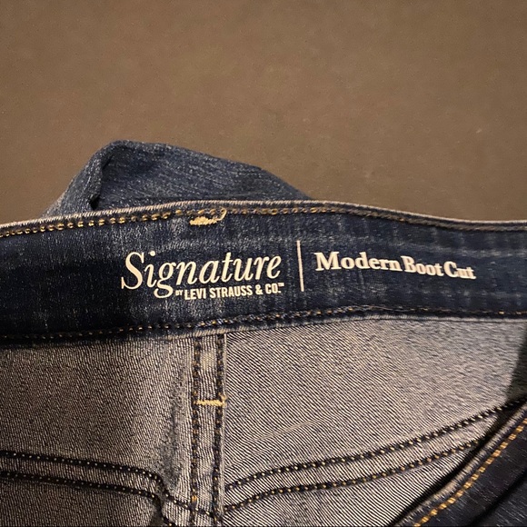 Signature Levi Strauss modern boot cut. NWOT. - Picture 5 of 7